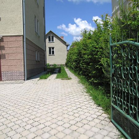 Hostynna Sadyba Lishnya Exteriör bild